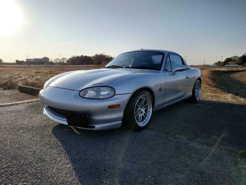 ROADSTER