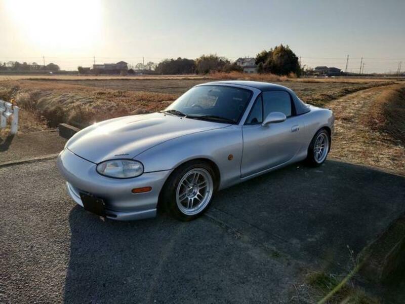 ROADSTER
