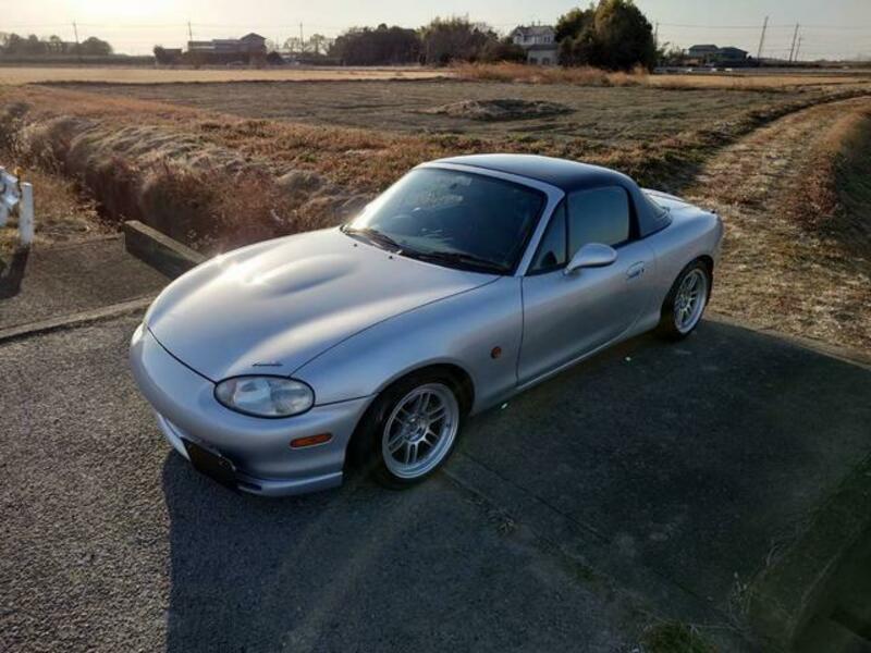 ROADSTER