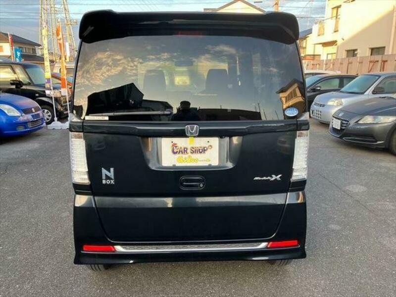 N BOX