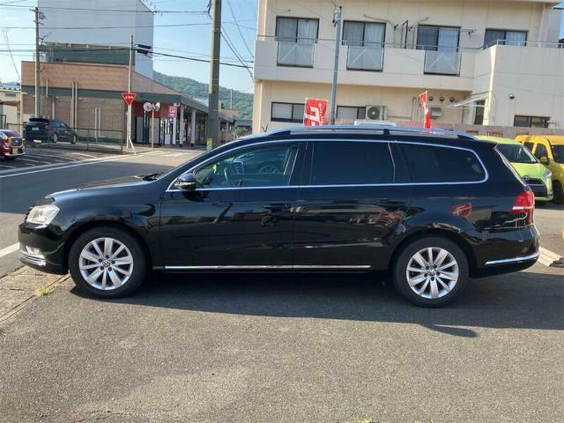 PASSAT VARIANT