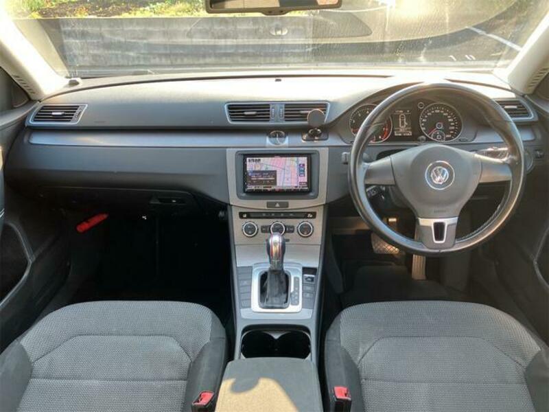 PASSAT VARIANT