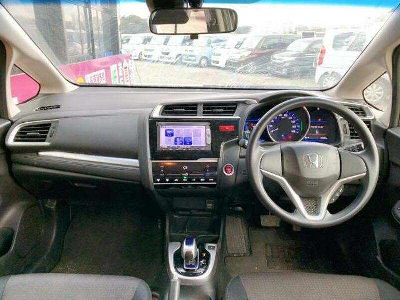 FIT HYBRID