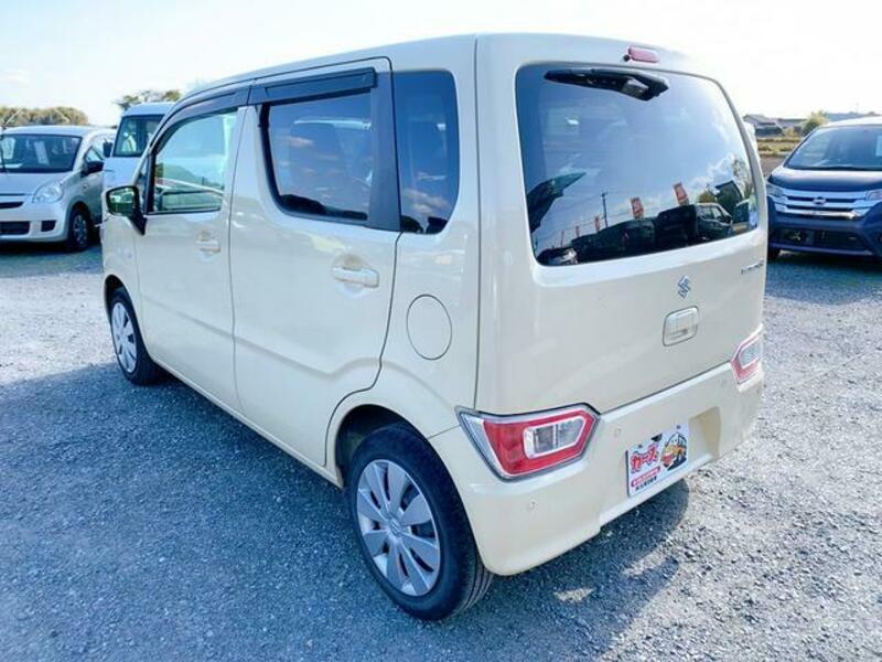 WAGON R