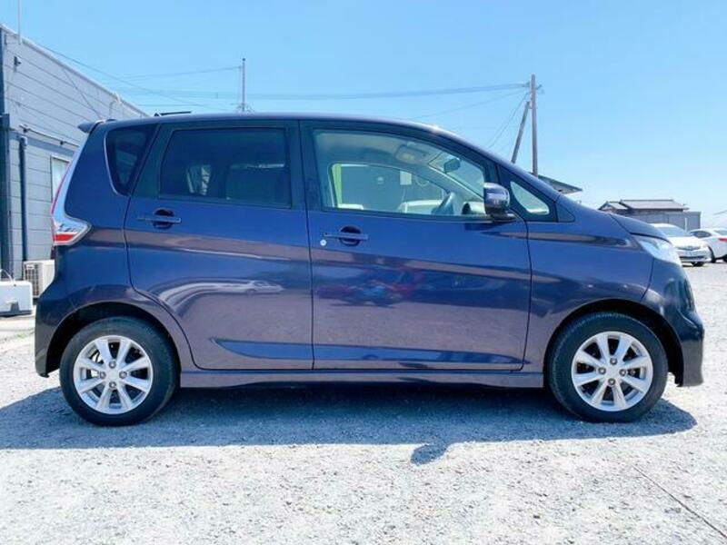 EK CUSTOM
