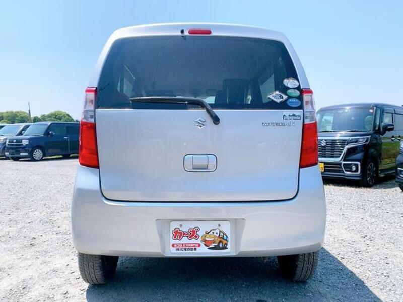 WAGON R