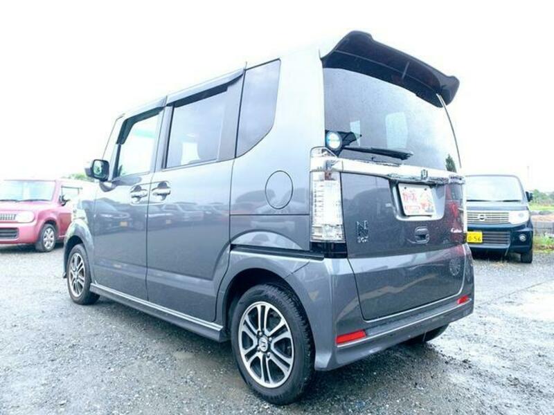 N BOX CUSTOM