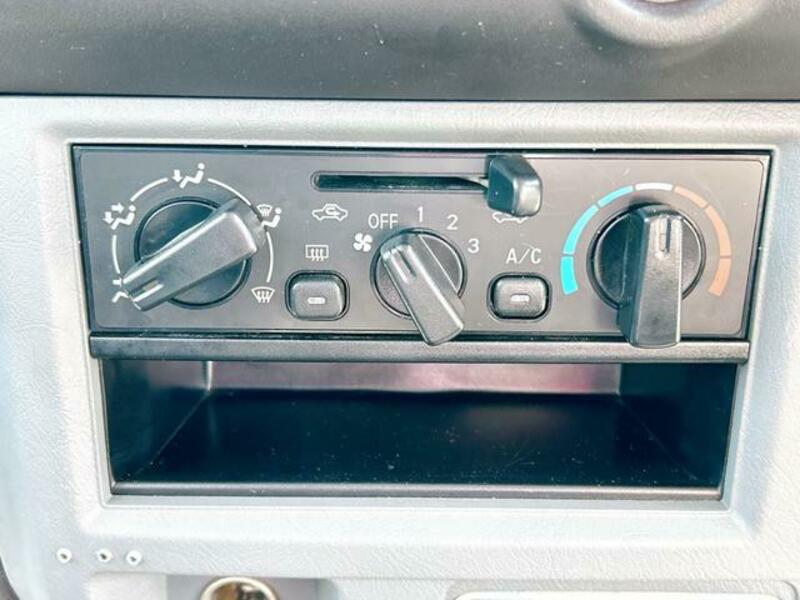MINICAB VAN