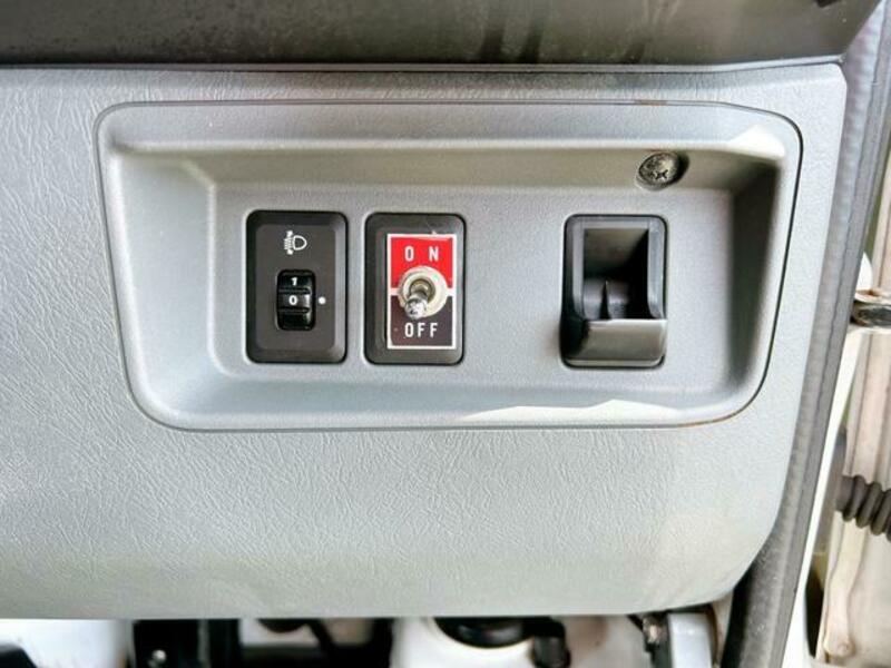 MINICAB VAN
