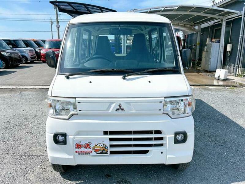 MINICAB VAN