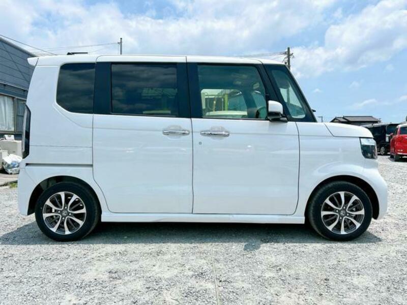 N BOX CUSTOM