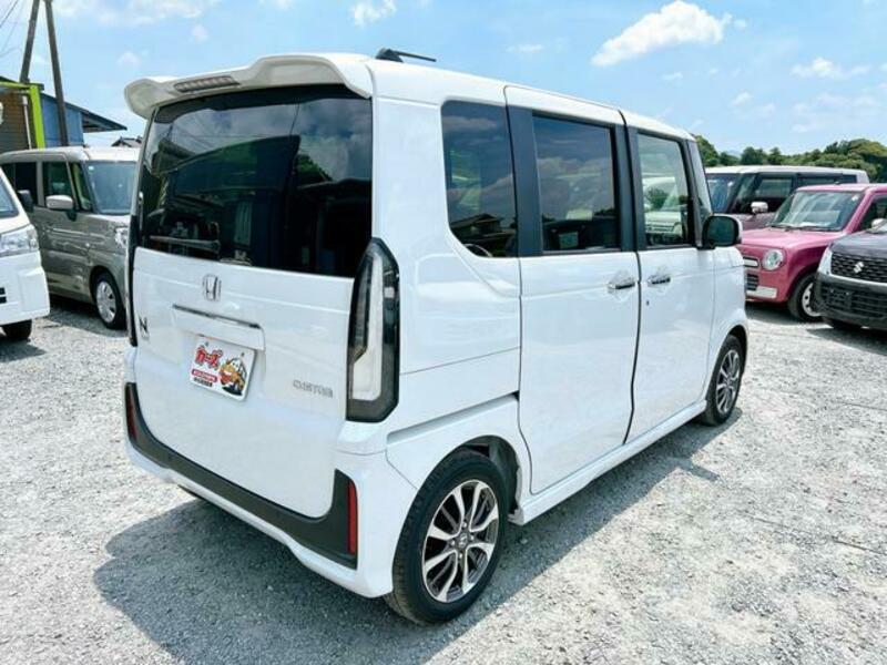 N BOX CUSTOM