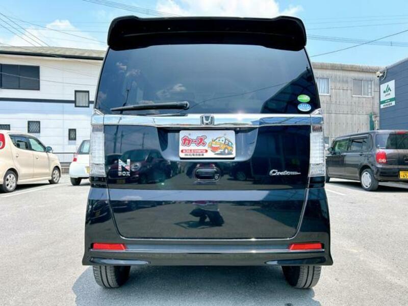 N BOX CUSTOM