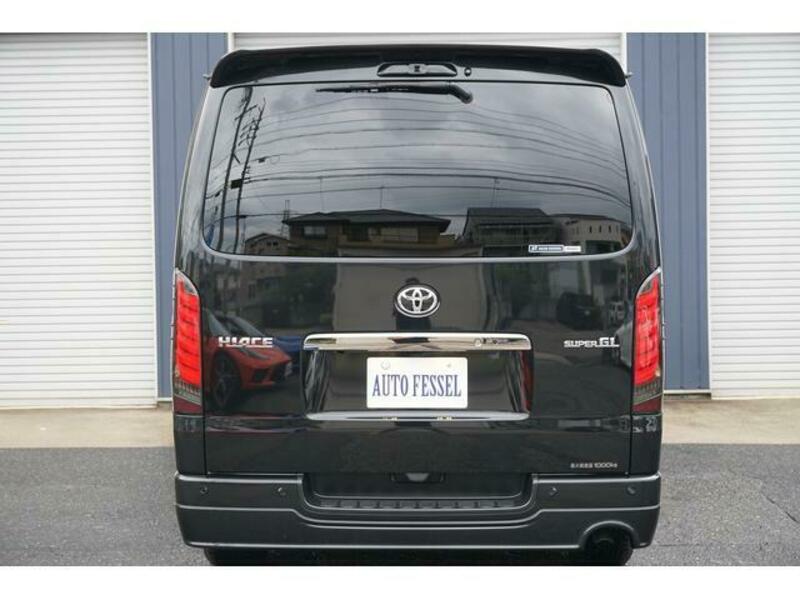 HIACE VAN