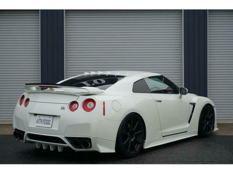 GT-R