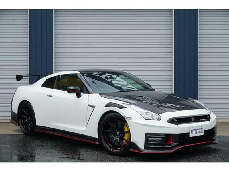 NISSAN GT-R