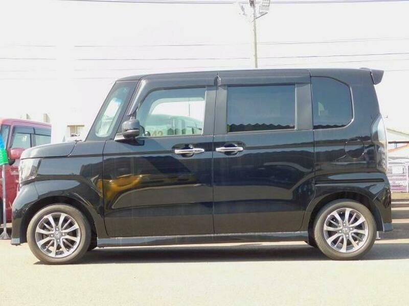 N BOX CUSTOM