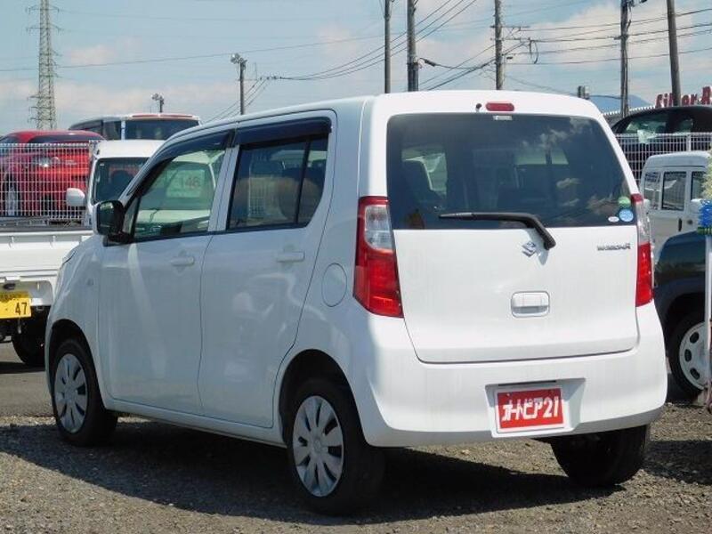 WAGON R