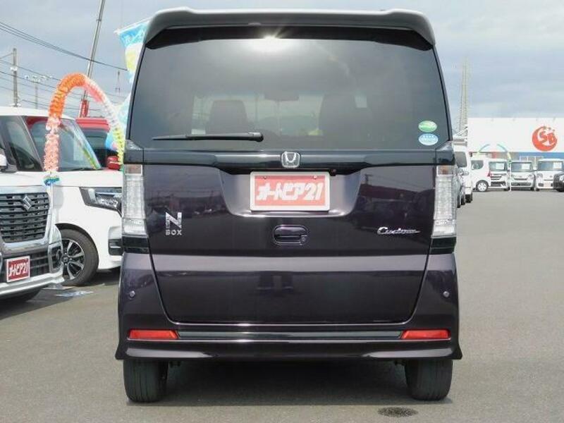 N BOX CUSTOM