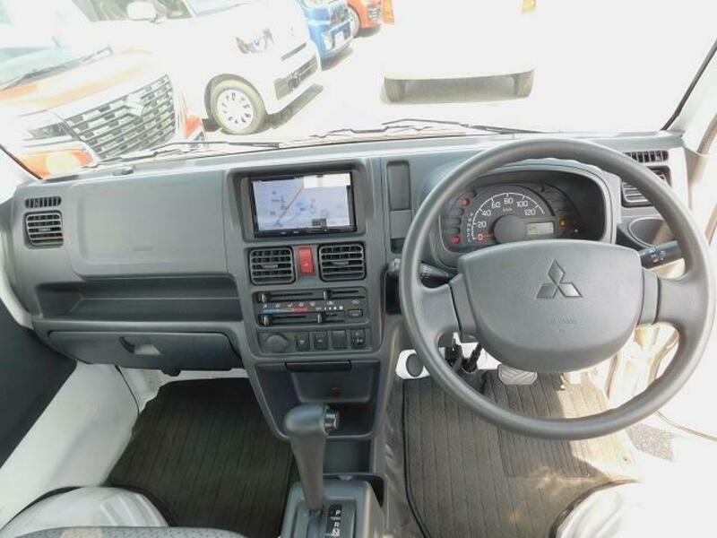 MINICAB TRUCK