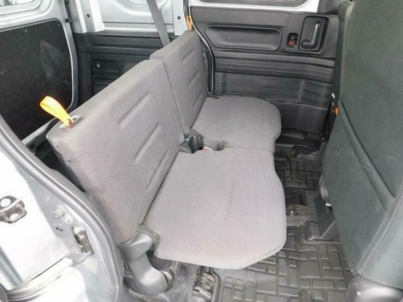 N-VAN