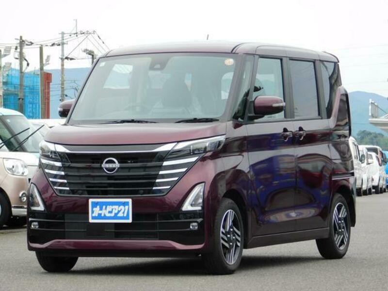 NISSAN ROOX