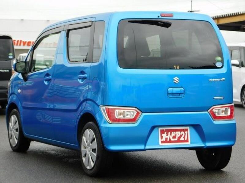 WAGON R