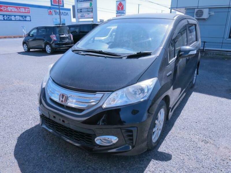 HONDA FREED HYBRID