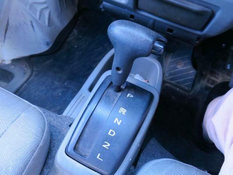 MINICAB VAN