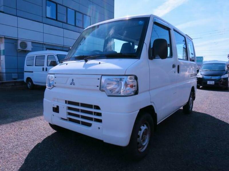 MITSUBISHI MINICAB VAN