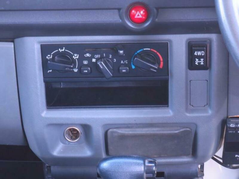 MINICAB VAN