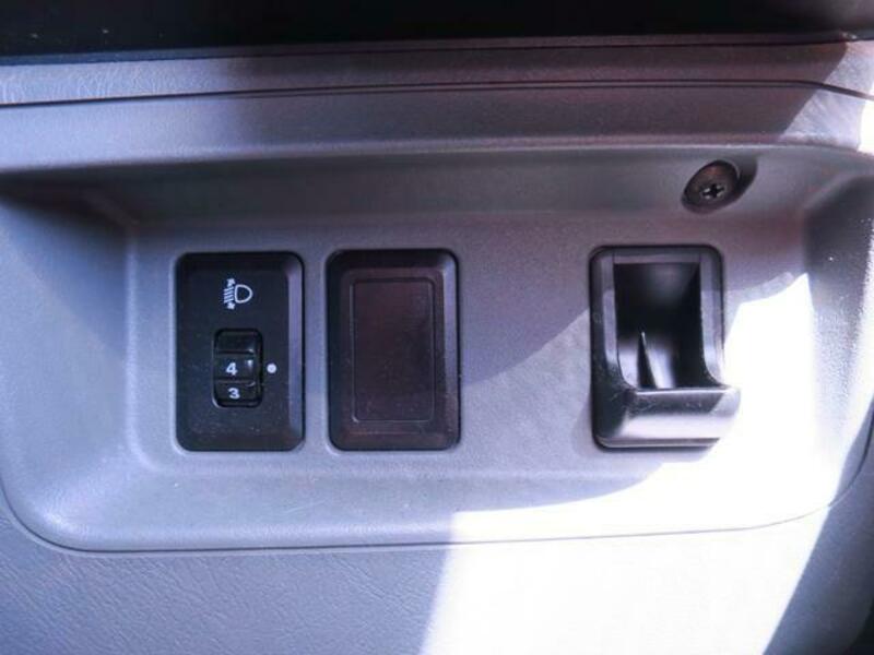 MINICAB VAN