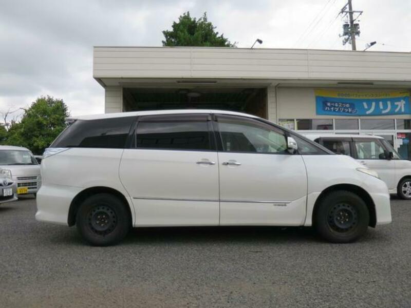 ESTIMA HYBRID