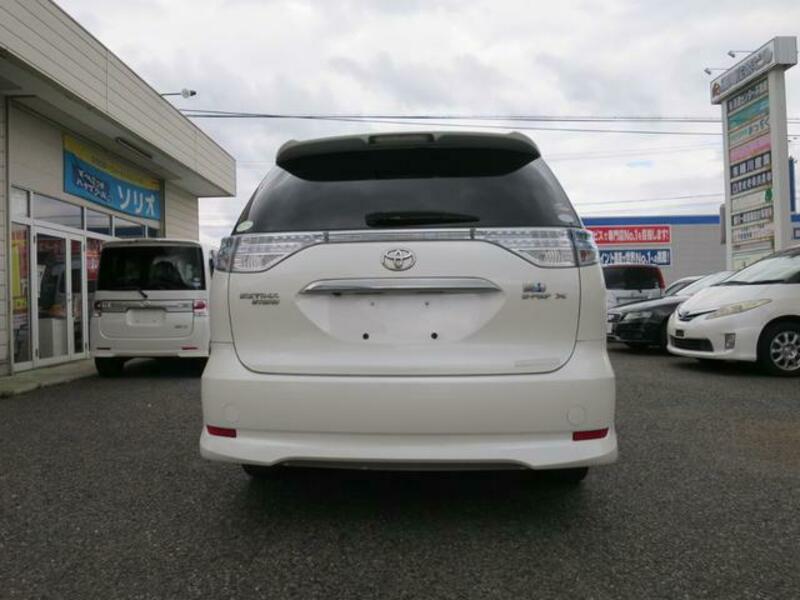 ESTIMA HYBRID