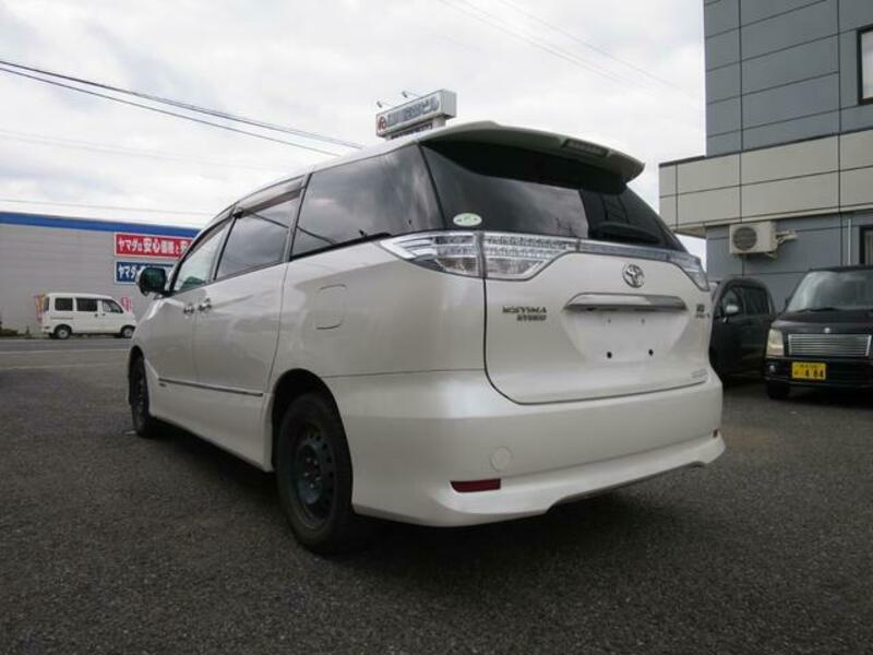 ESTIMA HYBRID