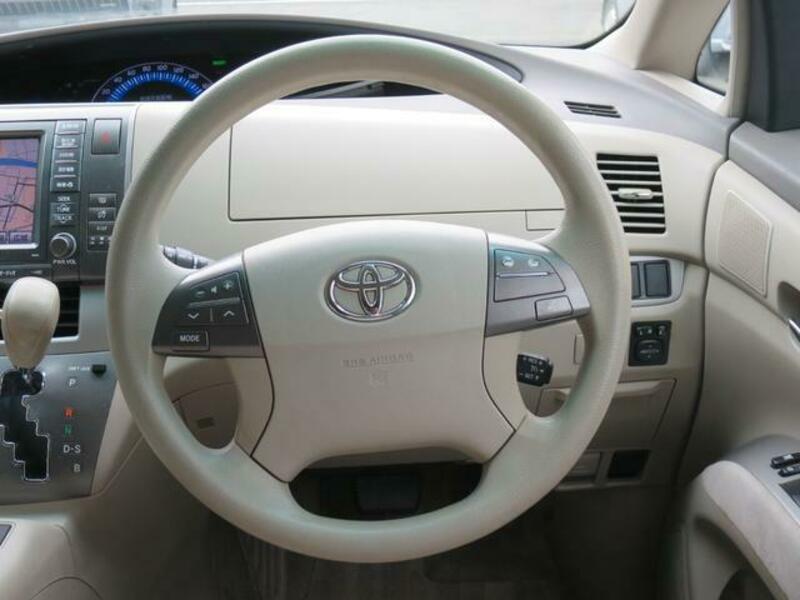 ESTIMA HYBRID