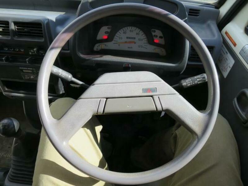 MINICAB TRUCK