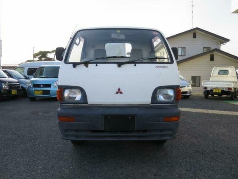 MINICAB TRUCK