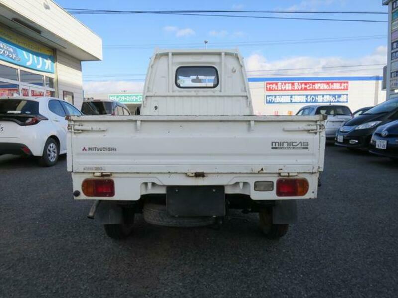 MINICAB TRUCK