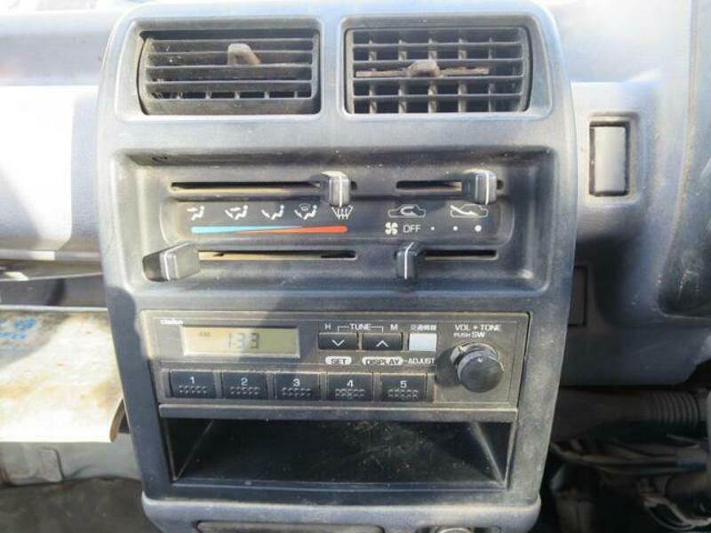 MINICAB TRUCK