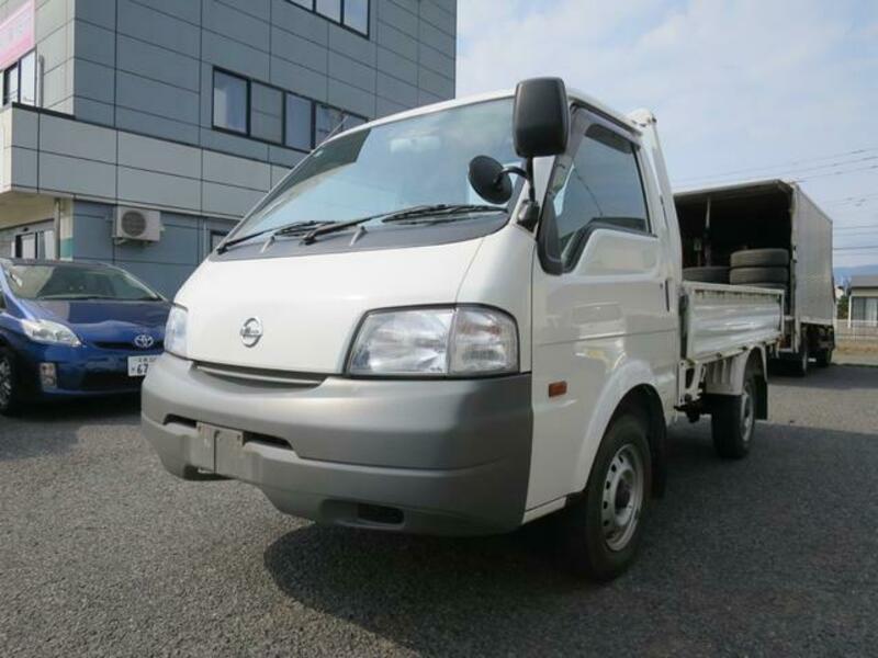 NISSAN VANETTE TRUCK