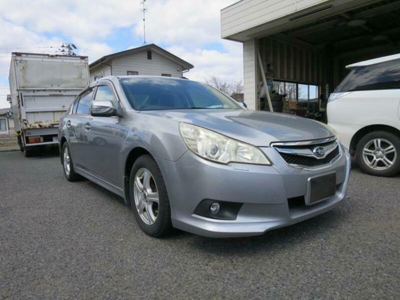 LEGACY B4