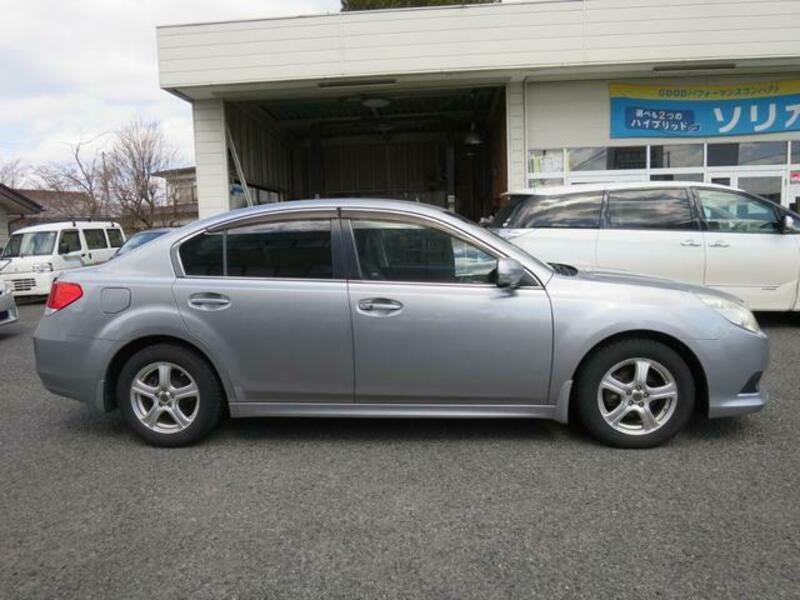 LEGACY B4