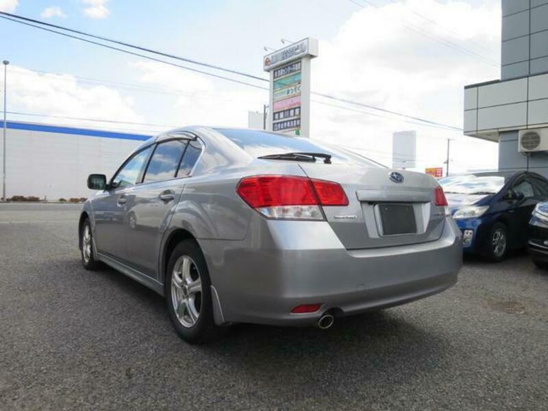 LEGACY B4