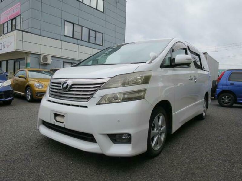 TOYOTA VELLFIRE