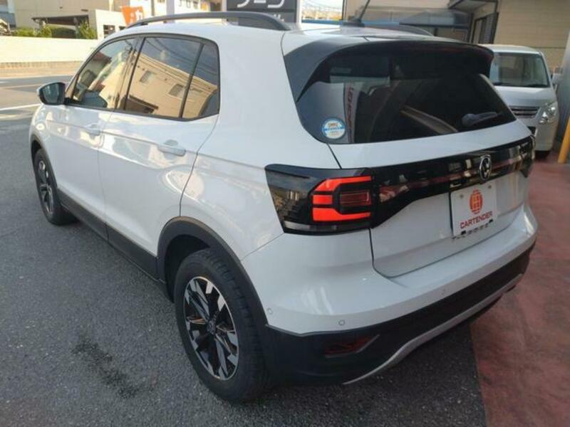 T CROSS
