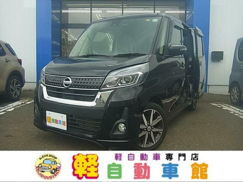 NISSAN DAYZ ROOX