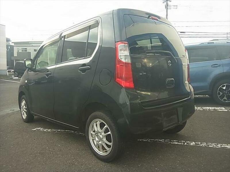 WAGON R