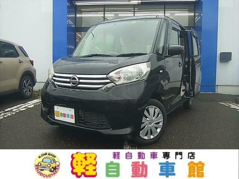 NISSAN DAYZ ROOX