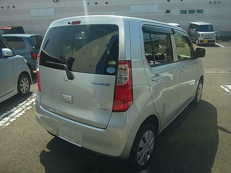 WAGON R